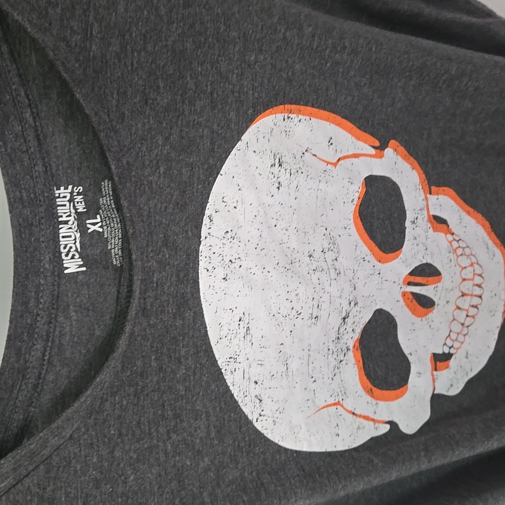 Mission Ridge Gray Skull Graphic T-Shirt - Picture 5 of 8